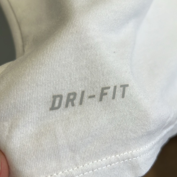 RARE 2015 NIKE DRI FIT KOBE BRYANT Mamba Pride 4th Of July Shirt MEDIUM - Picture 4 of 7